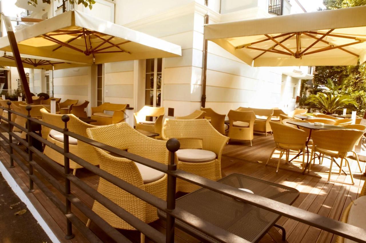 Accademia Hotel Rímini Exterior foto